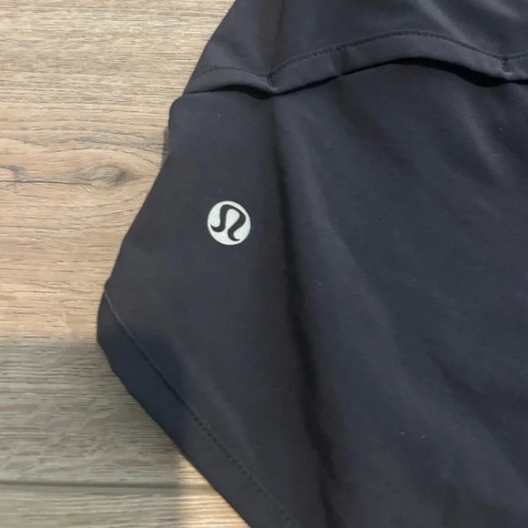 Lululemon Speed Short 4-way Stretch, Size 8 - Picture 9 of 10